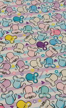 Cargar imagen en el visor de la galería, Rainbow Mouse | Baby Bed