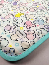 Cargar imagen en el visor de la galería, Rainbow Mouse | Baby Bed
